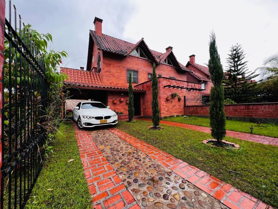 Hermosa Casa , Con Parqueadero En Rionegro Cerca Al Aeropuerto Exterior foto