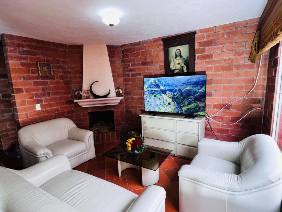 Hermosa Casa , Con Parqueadero En Rionegro Cerca Al Aeropuerto Exterior foto