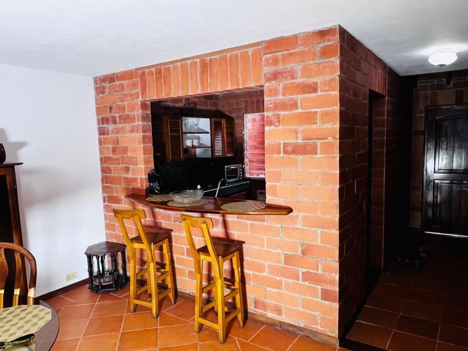 Hermosa Casa , Con Parqueadero En Rionegro Cerca Al Aeropuerto Exterior foto
