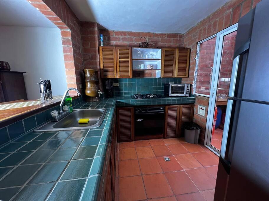 Hermosa Casa , Con Parqueadero En Rionegro Cerca Al Aeropuerto Exterior foto